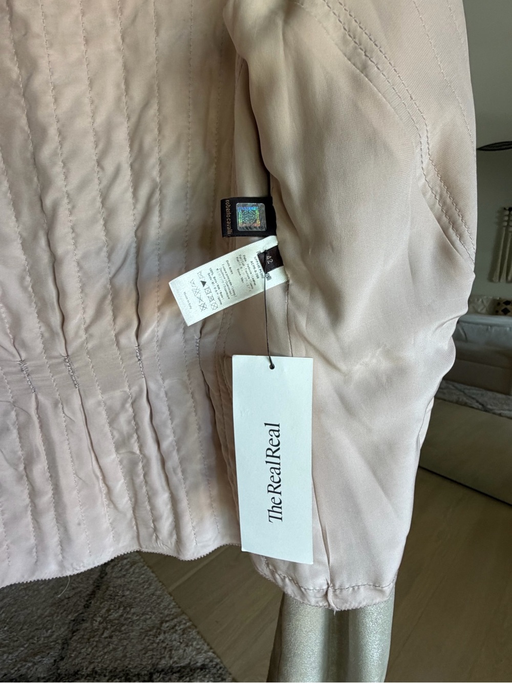 Roberto Cavalli Leather Jacket (silk lined)
AUTHENTIC / The Real Real / IT 42 - Picture 8 of 16